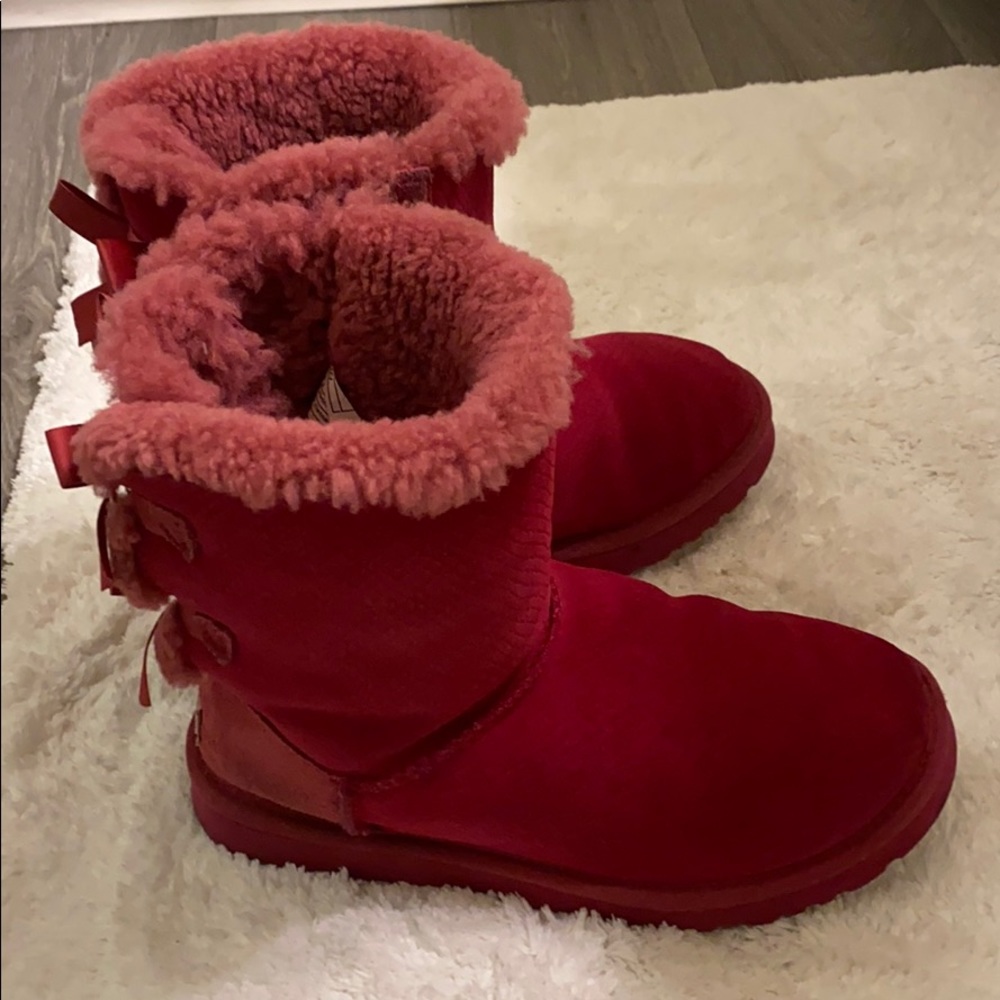 Rare UGG Boots Pink Bow tie
